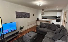 Luxury 2 Bedroom Apartment Manchester City Centre With Free Parking